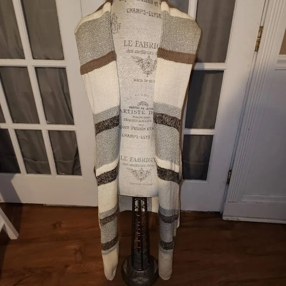 NWT Chico's Womens Neutral Combo Texture Stripe Cali Vest Sleeveless Sweater 1 M - Picture 1 of 5